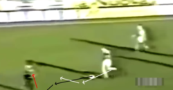 ジネディーヌ・ジダン：ドリブル技術：左側から右足のシザーズで左側へ突破