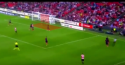 テア・シュテーゲン:キーパーの技術:ボールサイドを塞ぎながらクロスをブロック