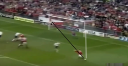 ベッカム：シュートの技術：ニアサイドの姿勢から腰を回してファーサイド